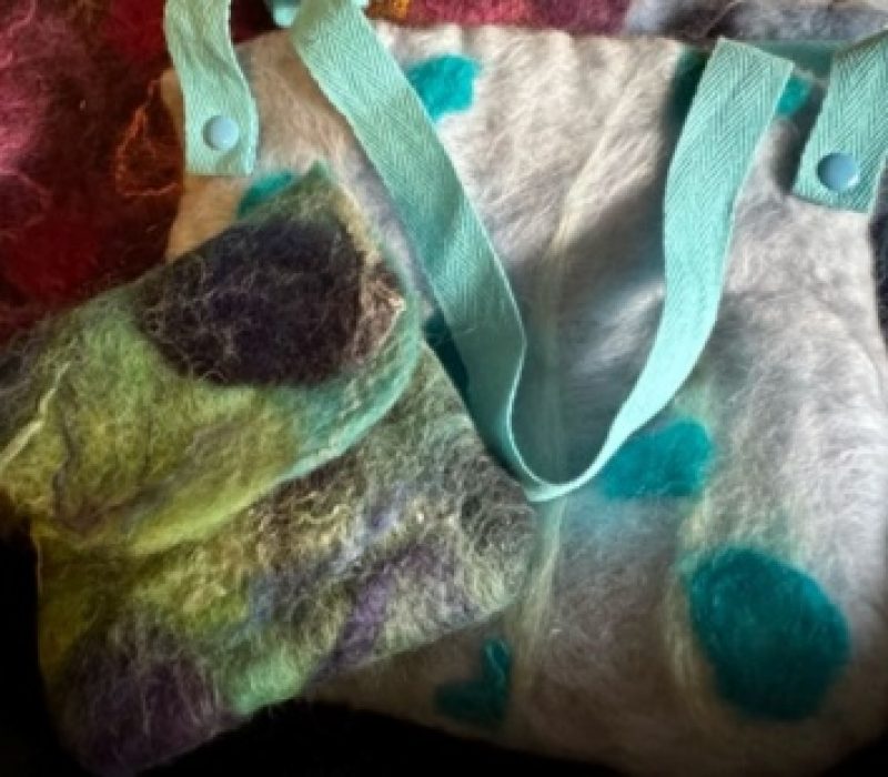 1129bagsoffunwetfeltingworkshop